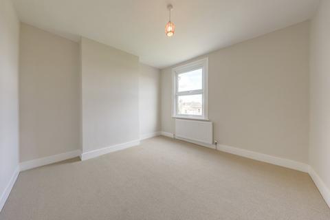 53 Ardgowan Road, London, SE6 1UX