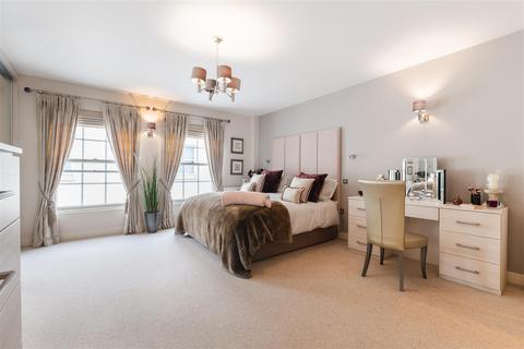3 bedroom apartment for sale, Dormer Place, Leamington Spa