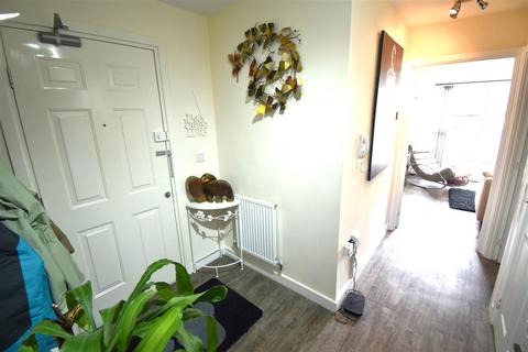 2 bedroom flat for sale, Mizzen Court, Portishead, Portishead