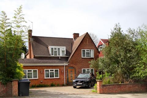 5 bedroom house to rent, Birkdale Road, W5