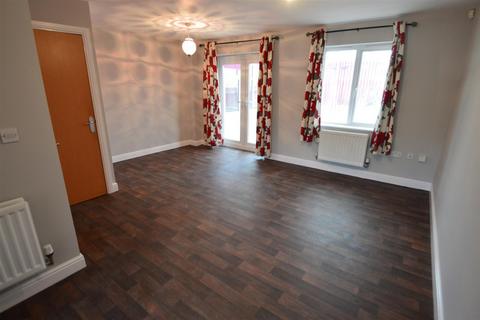 4 bedroom house to rent, Boothdale Drive, Manchester M34