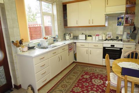 3 bedroom semi-detached house for sale, Chester Road, Birmingham B36