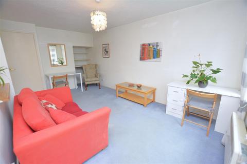 256 Brangwyn Crescent, London, SW19 2UF