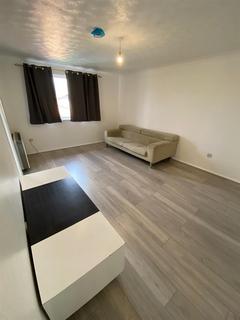 2 bedroom apartment to rent, Firbank Close, Enfield, London