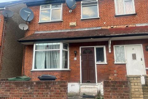 5 bedroom terraced house for sale, 5 Bedroom House For Sale in Royston Avenue