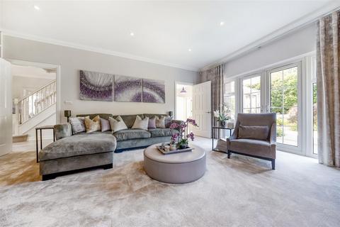 7 Goddard Close, Guildford, GU2 9AG