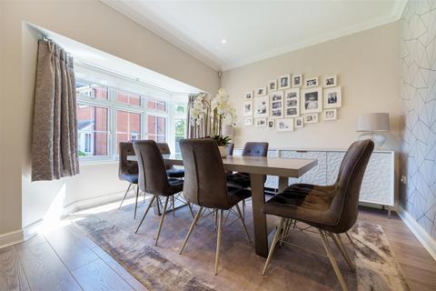 7 Goddard Close, Guildford, GU2 9AG