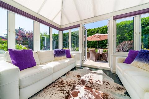 7 Goddard Close, Guildford, GU2 9AG