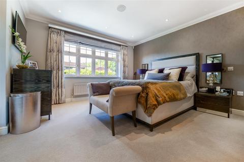 7 Goddard Close, Guildford, GU2 9AG