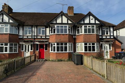 3 bedroom terraced house to rent, Harcourt Drive, Canterbury