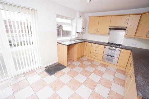 3 bedroom semi-detached house for sale, St Georges Avenue, Westhoughton BL5