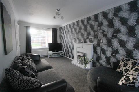 3 bedroom terraced house to rent, Lowery Road, Newton Aycliffe