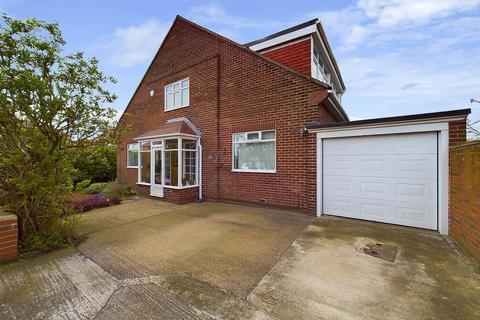 3 bedroom detached house for sale, Valley Gardens, Whitley Bay