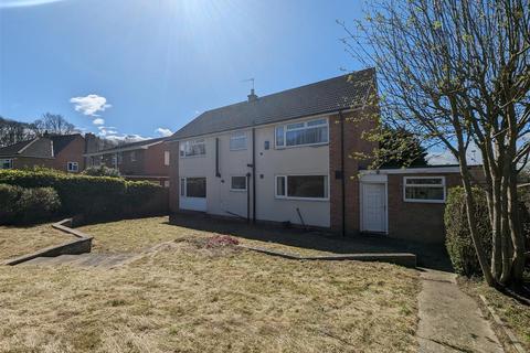 32 Edinburgh Drive, Darlington, DL3 8AT