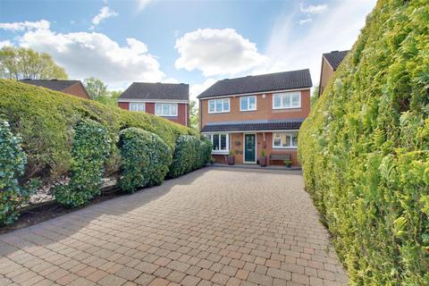 4 bedroom detached house for sale, Benedictine Gate, Cheshunt