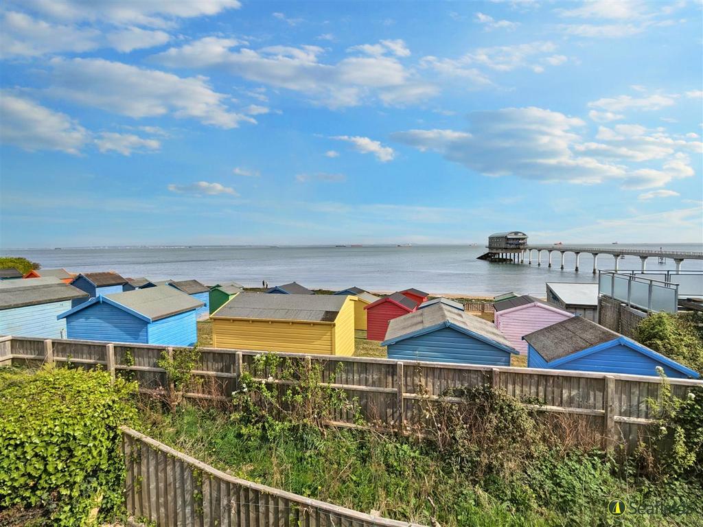 Lane End Road, Bembridge, PO35 5TB 3 bed detached house for sale £730,000