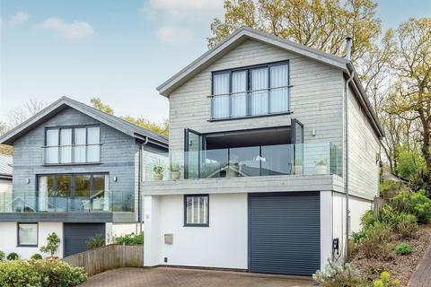 5 bedroom detached house for sale - Gurnard, Isle of Wight