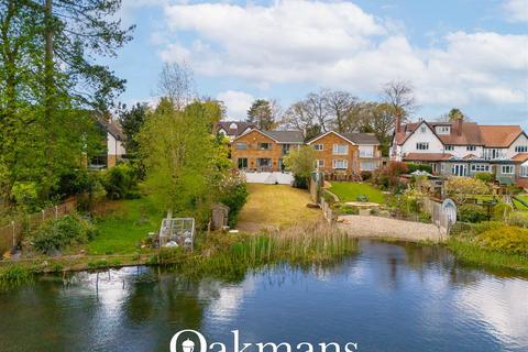 37 Meadow Hill Road, Kings Norton, Birmingham, B38 8DF