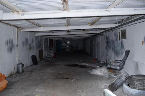 Industrial unit to rent, Lincoln Road, Enfield