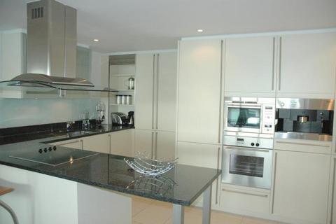 2 bedroom flat to rent, West India Quay, Canary Wharf, E14