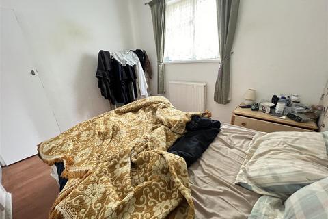 194 Grove Lane, Handsworth, Birmingham, B20 2EX