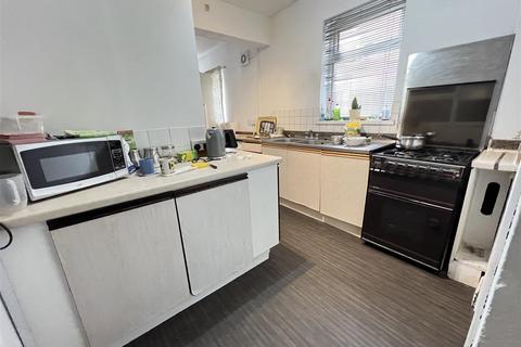 194 Grove Lane, Handsworth, Birmingham, B20 2EX