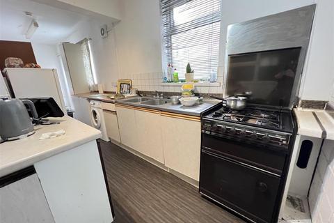 194 Grove Lane, Handsworth, Birmingham, B20 2EX