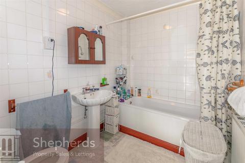 3 bedroom terraced house for sale, Franklin Avenue, Cheshunt EN7