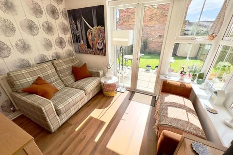 5 bedroom townhouse for sale, Herons Court, Gilesgate, Durham