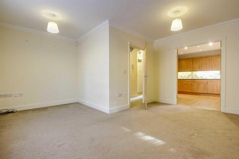 2 bedroom apartment to rent, Kirkwood Grove, Medbourne
