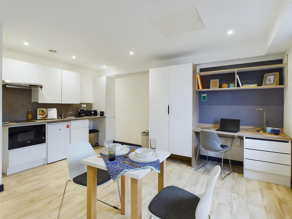 Student-accommodation-coventry-eden-square-platinu