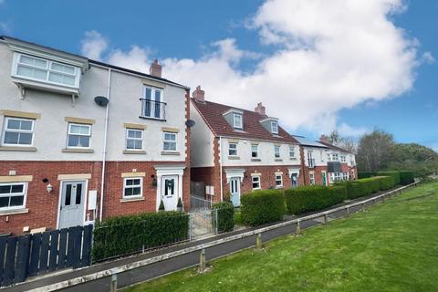 4 bedroom townhouse for sale, Everson Way, Spennymoor
