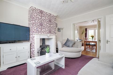 135 Bennetts Road, Horsham, RH13 5JY