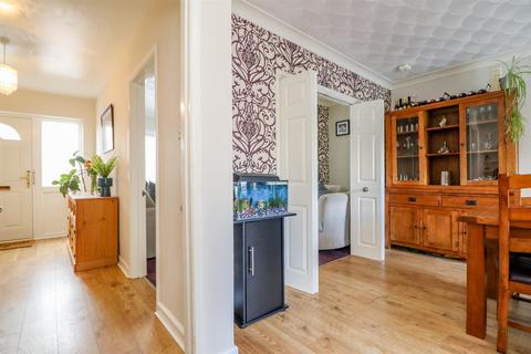 135 Bennetts Road, Horsham, RH13 5JY