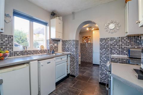 135 Bennetts Road, Horsham, RH13 5JY