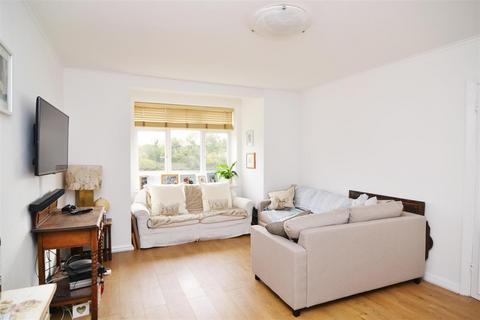 1 bedroom flat to rent, Thames Eyot, Cross Deep, Twickenham