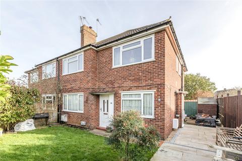 2 bedroom maisonette for sale, Copthall Way, New Haw, Addlestone, Surrey, KT15