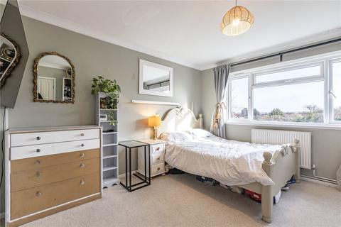 2 bedroom maisonette for sale, Copthall Way, New Haw, Addlestone, Surrey, KT15