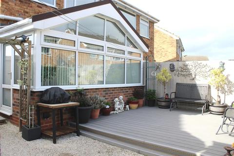 37 Croft Close, Market Weighton, York, YO43 3JU