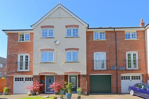 4 bedroom townhouse for sale, The Chestnuts, Cross Houses, Shrewsbury
