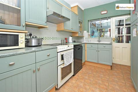 2 bedroom townhouse for sale, George Avenue, Stoke-On-Trent ST3