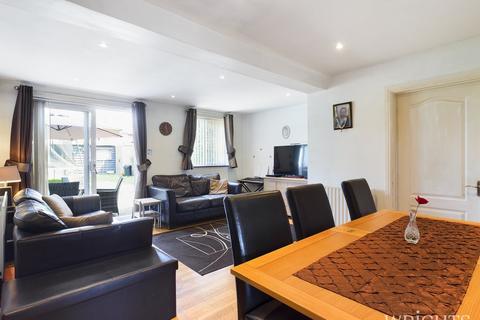 3 bedroom terraced house for sale, Sweet Briar, Welwyn Garden City AL7