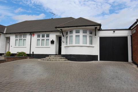 3 bedroom semi-detached bungalow for sale, Valance Avenue, North Chingford