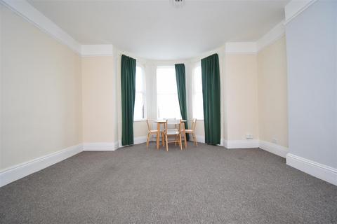 1 bedroom flat to rent, Belgrave Terrace, Wakefield WF1