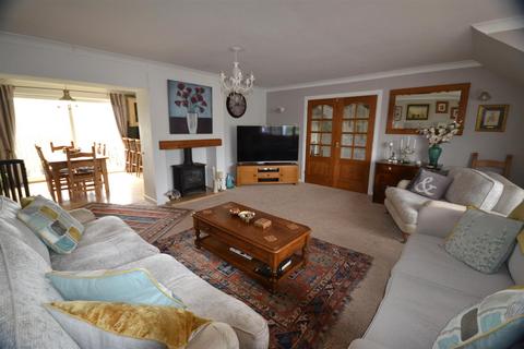 undefined, Lilac Close, Milford Haven