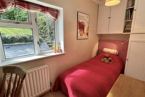116 Brighton Road, Godalming, GU7 1PL