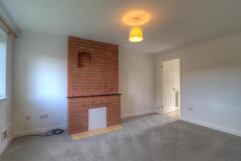 3 bedroom terraced house to rent, Parker Place, Broadway