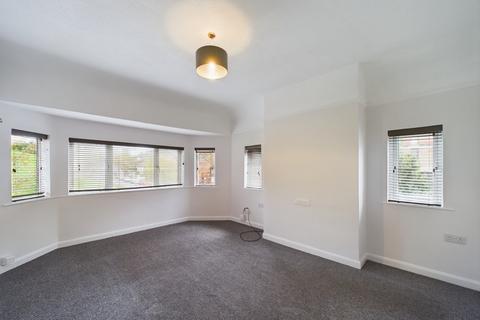 2 bedroom apartment for sale, Garrison Court, Hitchin, SG4