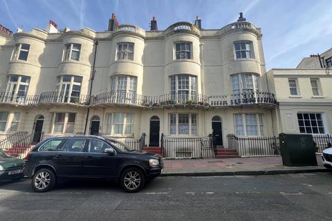 2 bedroom apartment to rent, Regency Square, Brighton