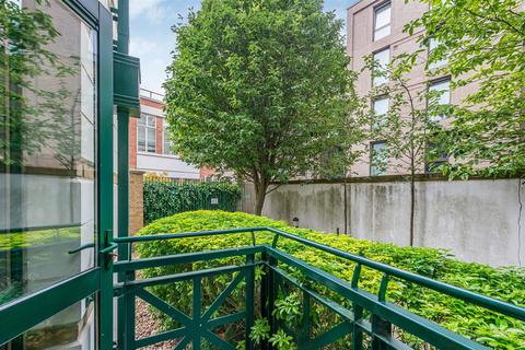 3 bedroom flat to rent, Ormond House, Medway Street, Westminster, London, SW1P